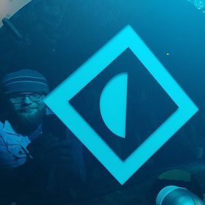 Meet your Posher, Josiah